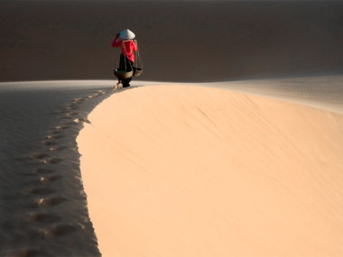 Белые дюны в Муйне, Вьетнам (White sand dunes in Mui Ne, Vietnam)