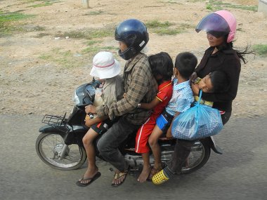 Почему во Вьетнаме мало автомобилей