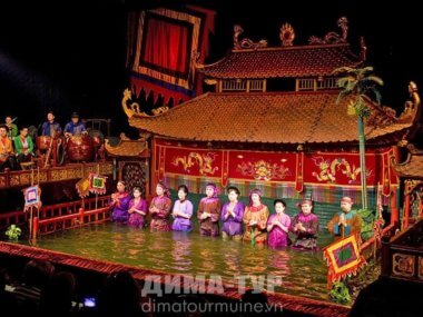 Театр кукол на воде в Сайгоне
