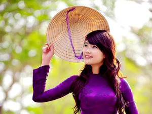 Вьетнамская шляпа нон