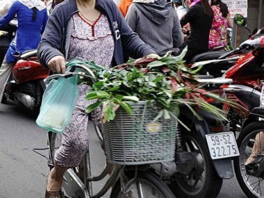 Вьетнамские уличные пижамы для женщин