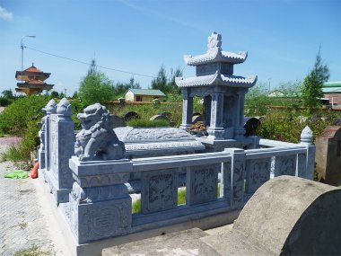 Вьетнамское кладбище